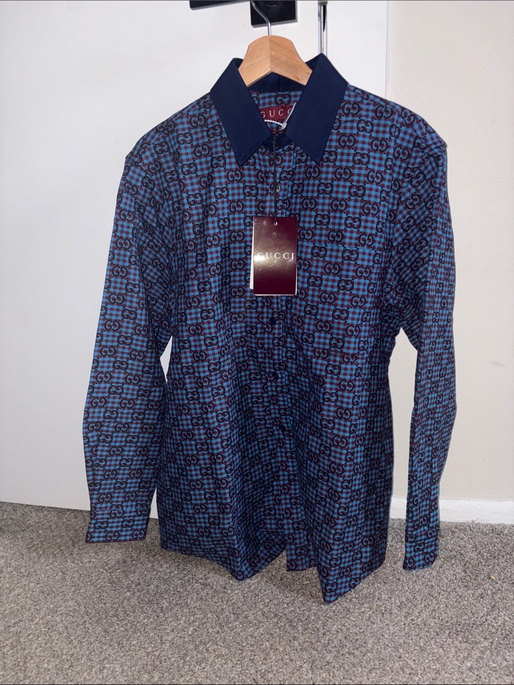 Gucci Men’s Blue Logo-Print Dress Shirt with Navy Collar